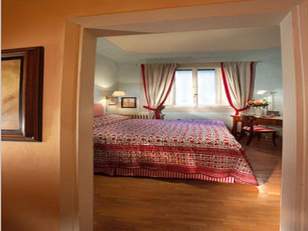 Ferienwohnung Casa Tornabuoni Florenz Zimmer foto