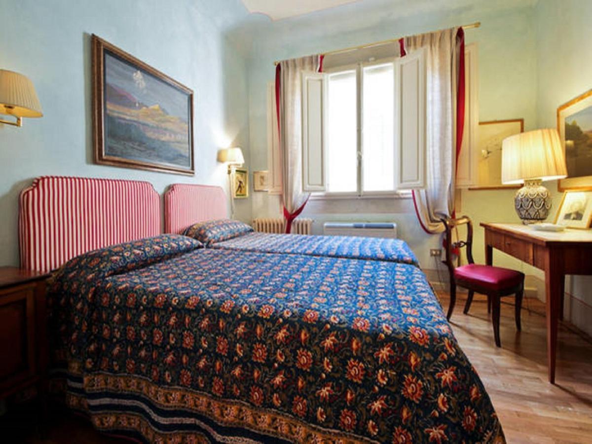 Ferienwohnung Casa Tornabuoni Florenz Zimmer foto
